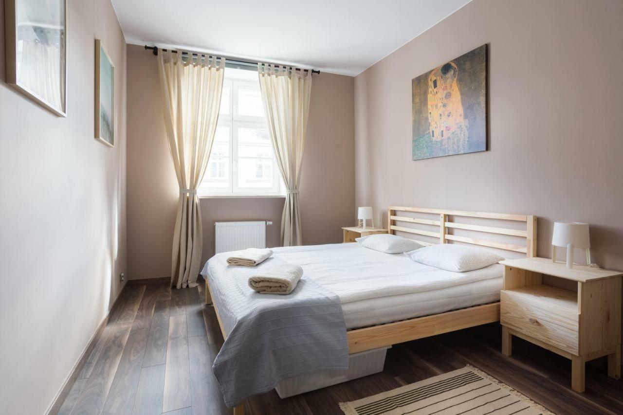 Premium Family&Friends Apartman Poznań Kültér fotó